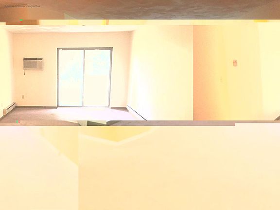 3rd image of 215 Thomas E Burgin Pkwy Unit 17