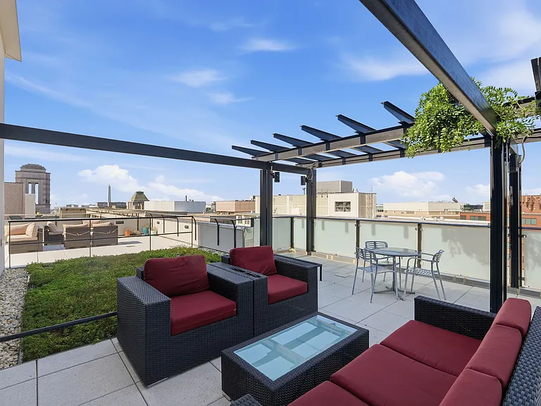 1133 14th St NW #Penthouse 7 — Photo 23