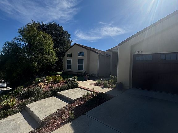 4th image of 27520 Freetown Ln