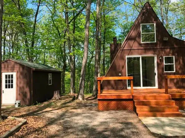 262 Persimmon Ln, Gerrardstown, WV 25420