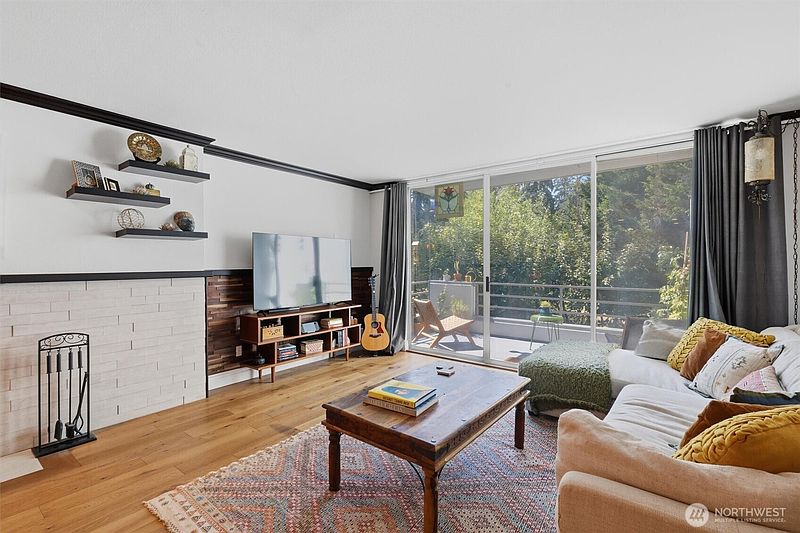 5th image of 17001 Inglewood Road NE #N208