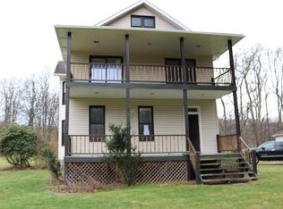 1735 Piper Rd, Leechburg, PA 15656