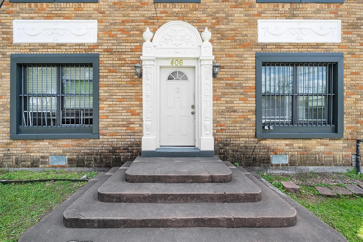 Building Photo - 406 Quitman St #2