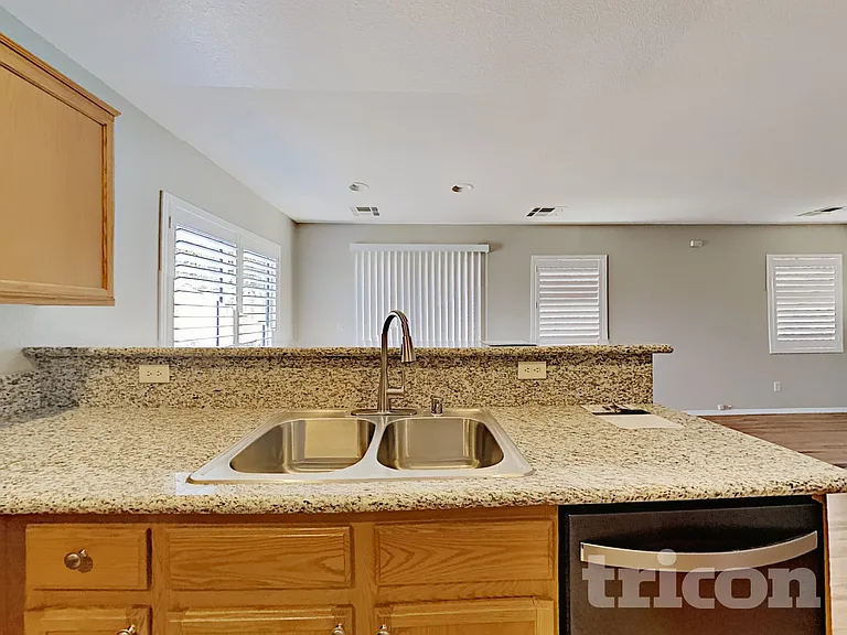 982 Valetta Flat Ave — Photo 5