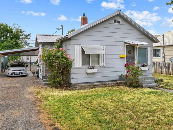 422 7th St, Clarkston, WA 99403