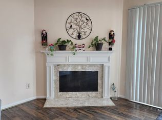 1226 Charleston Ct, Northville, MI 48167