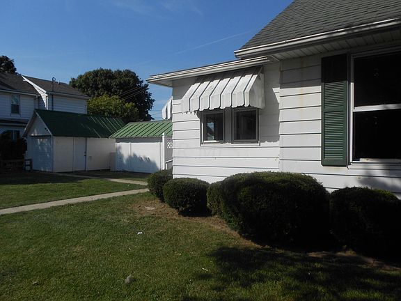 3rd image of 129 Mingo St