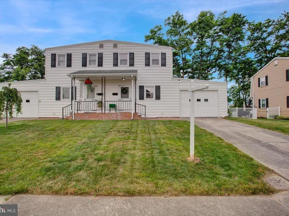 406 W 6th St, Lititz, PA 17543