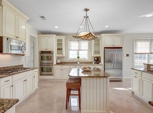 2 Hundt Pl, West Orange, NJ 07052