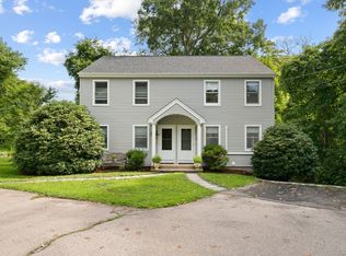 3 Lake View Hts #B, Niantic, CT 06357