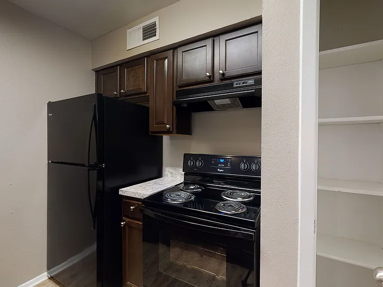 Addison Apartments at the Park — Photo 114