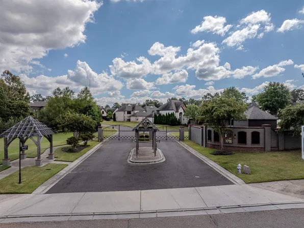 873 Winterfields Dr, Cordova, TN 38018