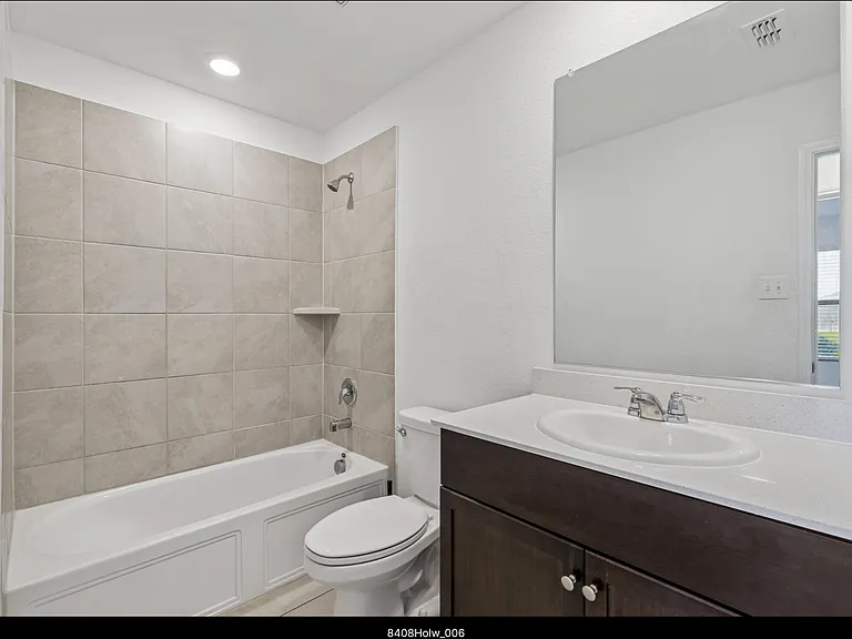 8408 Hollow Bend St — Photo 11