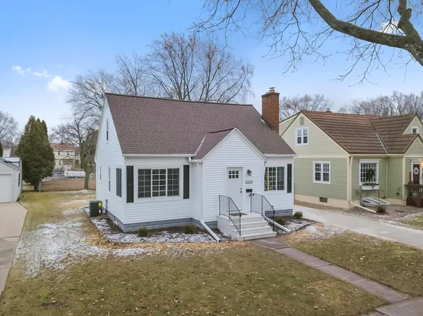 1127 14th Ave, Green Bay, WI 54304