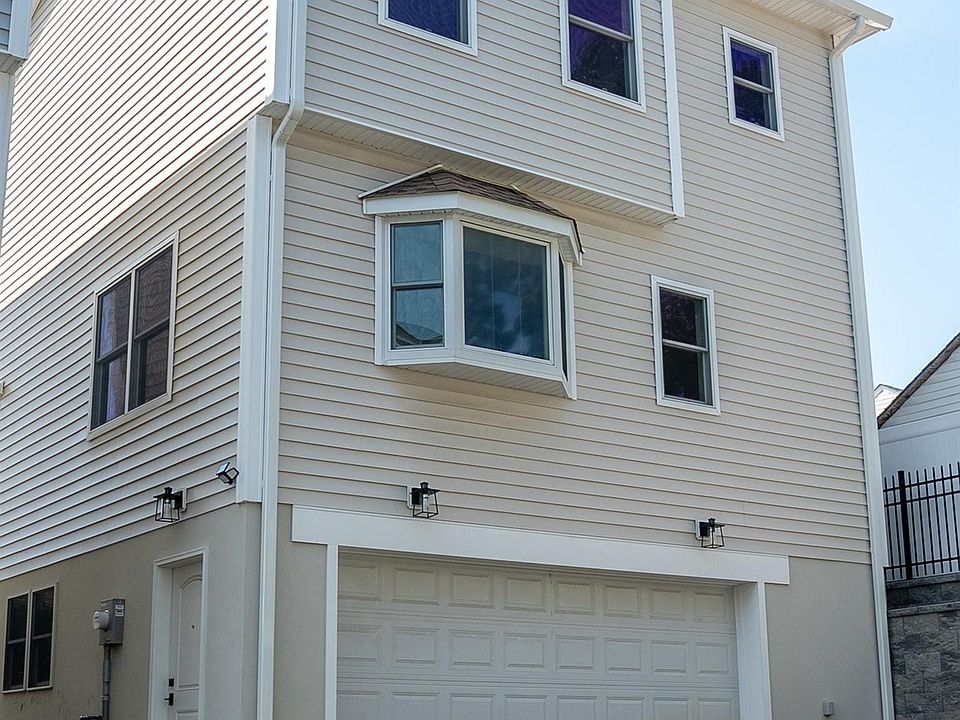 1st image of 182 E 25th St #A