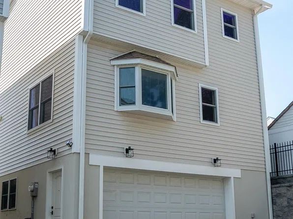 182 E 25th St #A, Paterson, NJ 07514