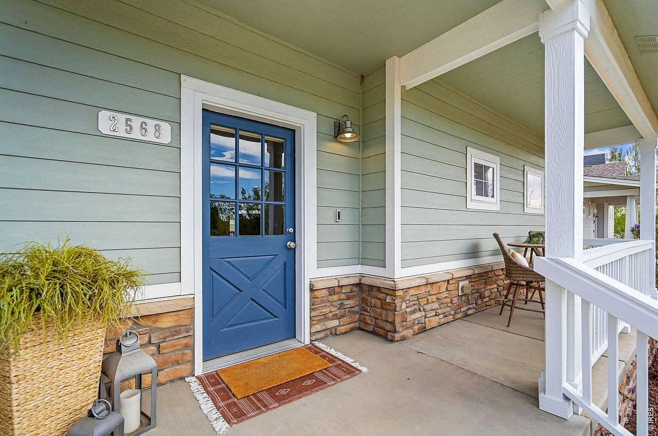 2568 Nancy Gray Ave - Photo 2