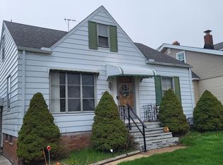 6014 Laverne Ave, Parma, OH