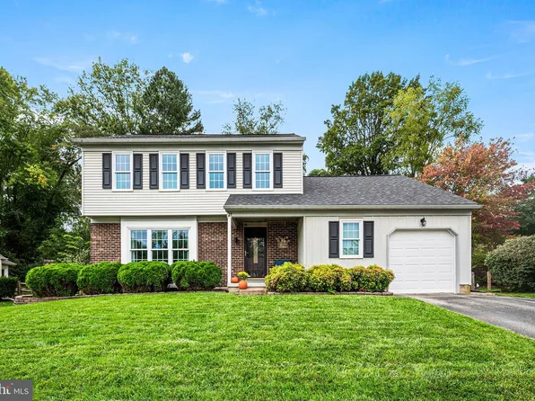27 Winding Hill Dr, Hockessin, DE 19707