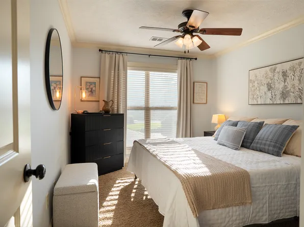 34 Hillside Lndg, Jackson, TN 38305