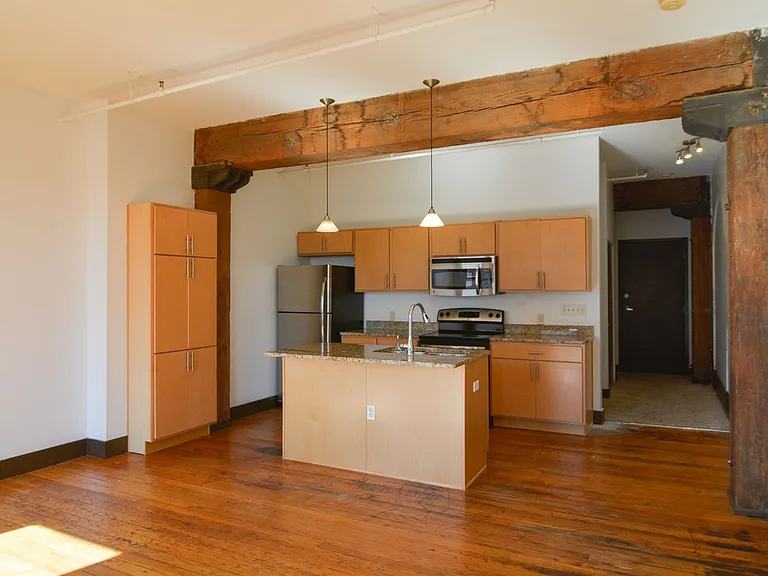 Bloc 12 Apartments — Photo 12