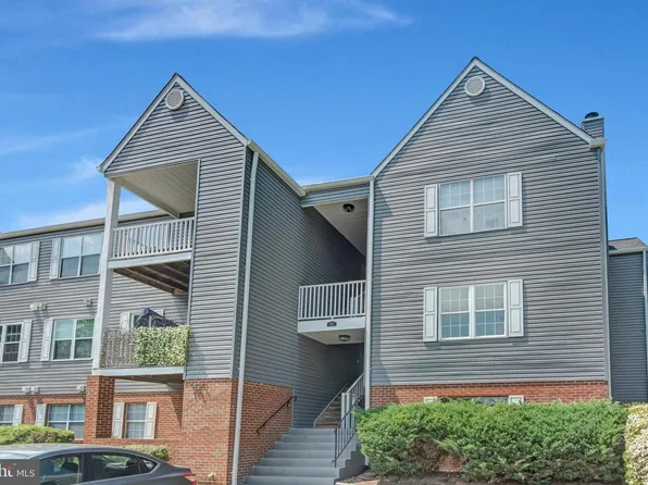 202 Grosvenor Ln #73, Stafford, VA 22556