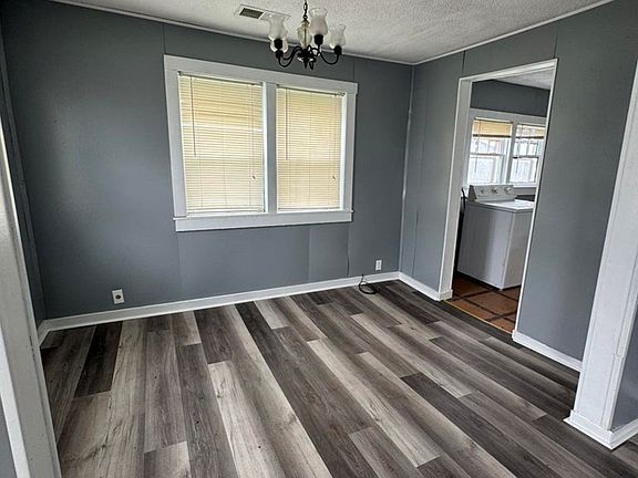 3rd image of 321 W 1st St