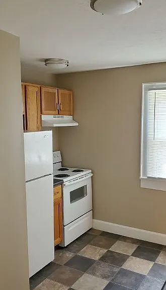 1444 N Euclid Ave — Photo 9