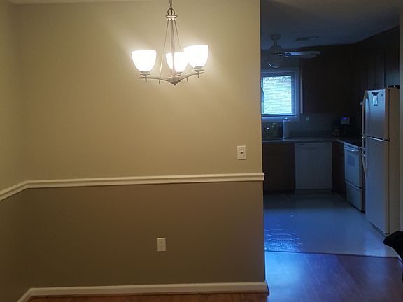 4th image of 804 Summer Hill Dr