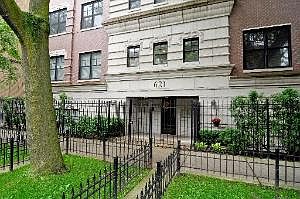 1st image of 621 W Barry Ave APT 301