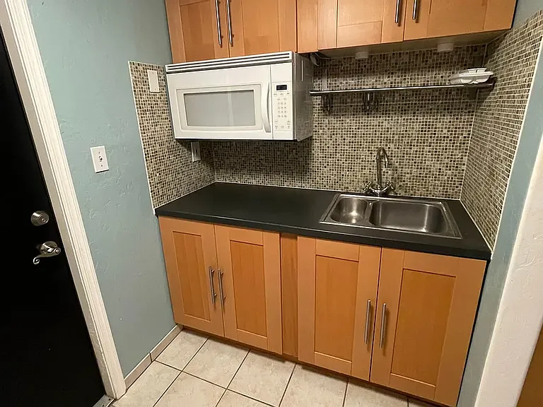 313 E Calle Arizona — Photo 25