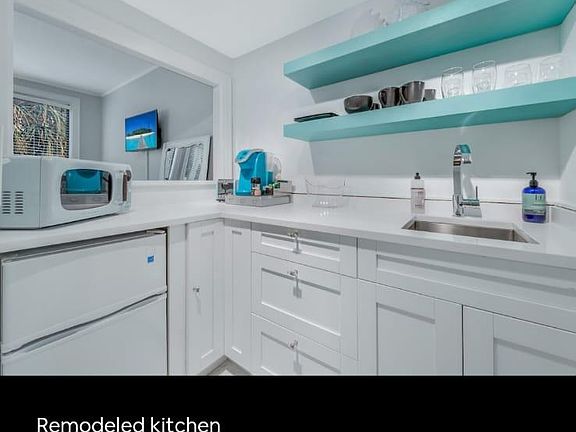2nd image of 235 Sunrise Ave #1017