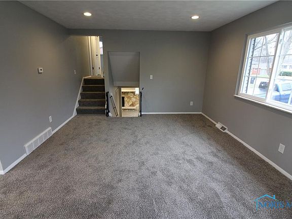 3rd image of 2354 Dellwood Dr