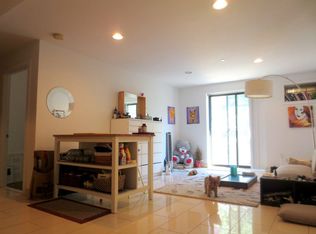 203 Huron St APT 2F, Brooklyn, NY 11222