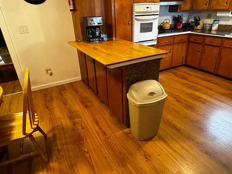 81 Bissell St #81 — Photo 23