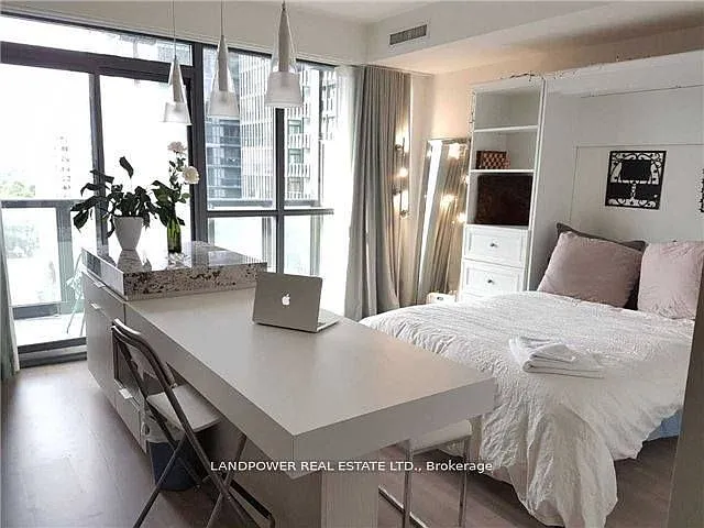 101 Charles St E #1607 — Photo 1