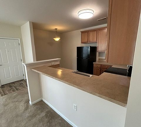 5th image of 806 W Washington St Unit 302