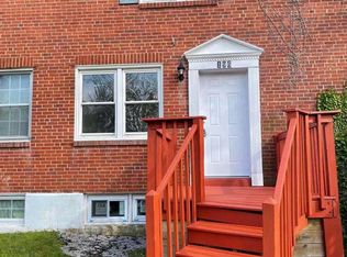 196 Madison Dr, Newark, DE 19711