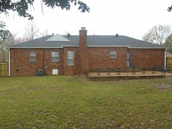 4th image of 4631 Priscilla Ave