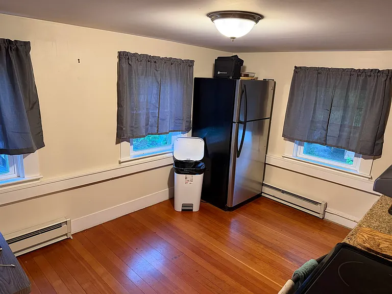 270 Richards Ave #4 — Photo 16