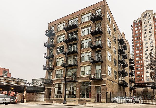 1st image of 1528 S Wabash Ave APT 201