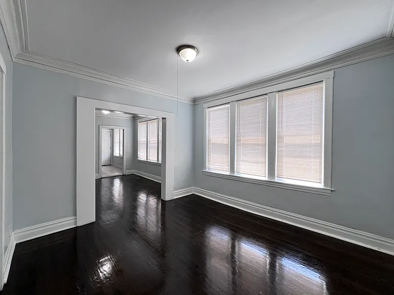 8856 S Lowe Ave #2R — Photo 14