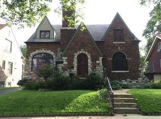 1067 Midland Blvd, Saint Louis, MO