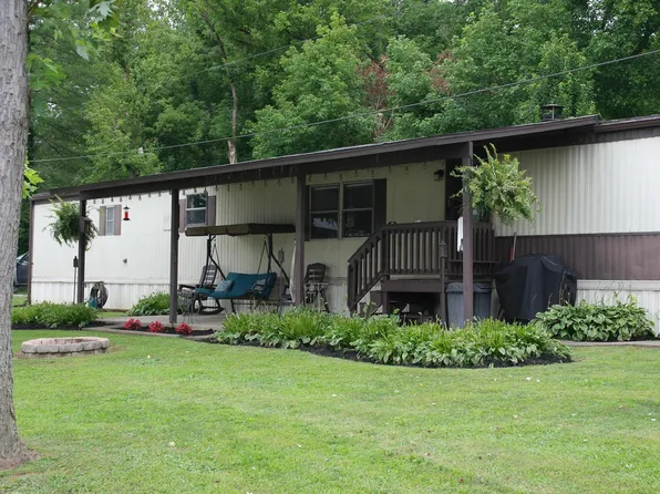 3022 Sycamore Ln, Stockport, OH 43787
