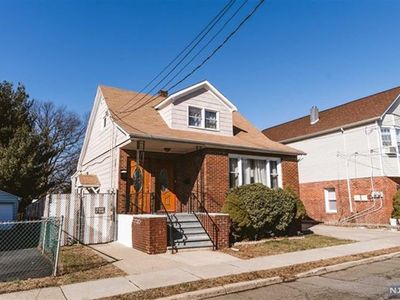 19 James Pl, Lodi, NJ, 07644
