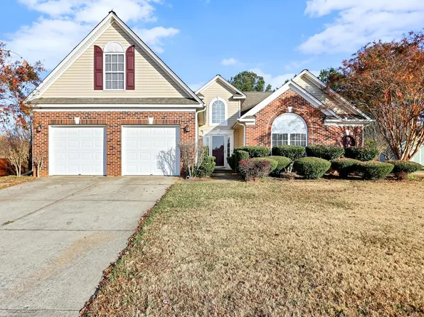 712 Golden Tanager Ct, Greer, SC 29651