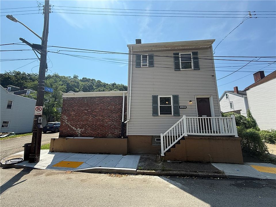 1st image of 2842 Harcum Way