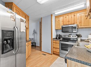 558 Meadow Ln, Eagle Pt, OR 97524