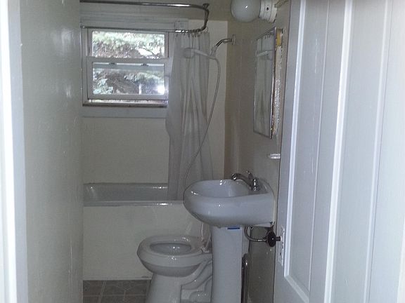 4th image of 3 McLellan St APT 5