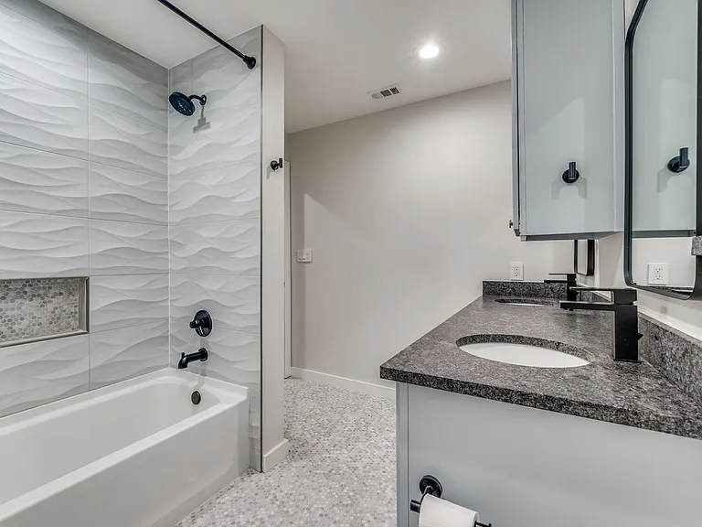 608 Cox Dr — Photo 22